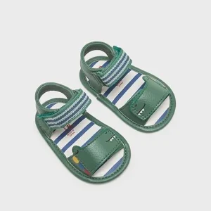 Sandalias cocodrilo niño de Mayoral